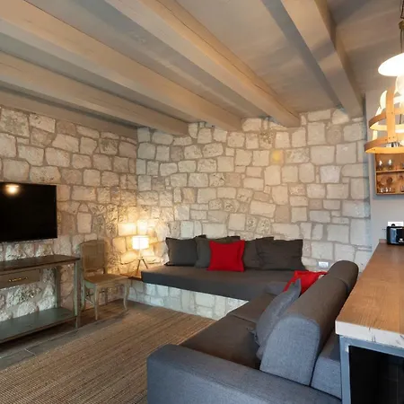 Sunset Apartment